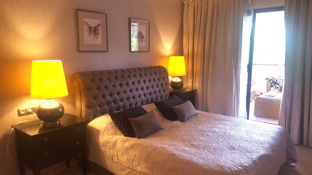 Te koop Middle Floor Apartment Costa Del Sol Nueva Andalucía € 750.000,-