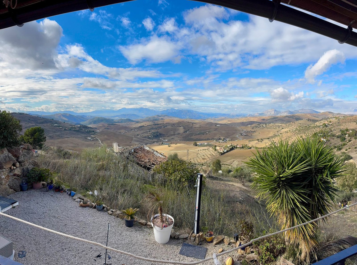 Te koop Finca - Cortijo Costa Del Sol Villanueva De La Concepcion € 285.000,-