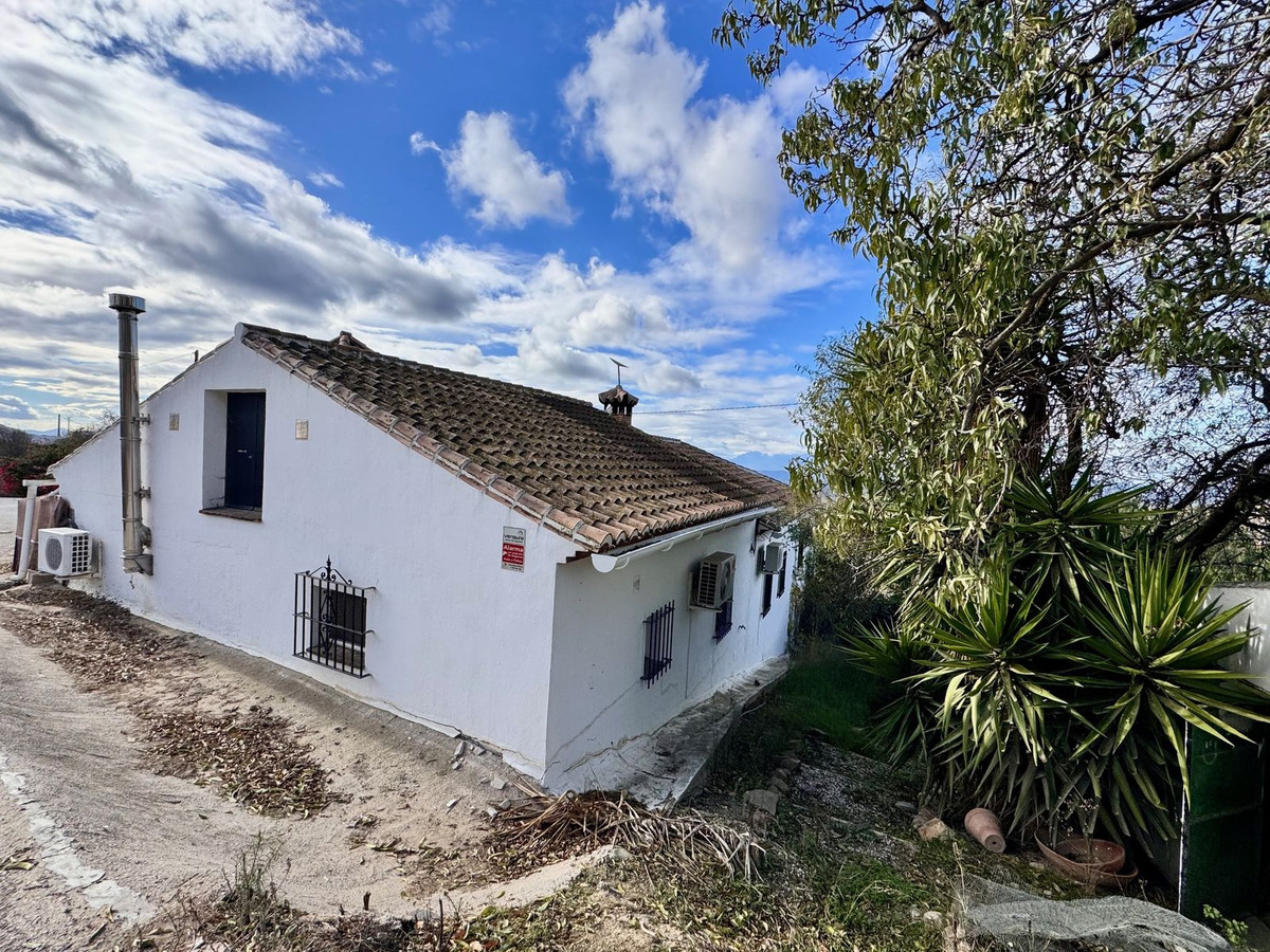Te koop Finca - Cortijo Costa Del Sol Villanueva De La Concepcion € 285.000,-