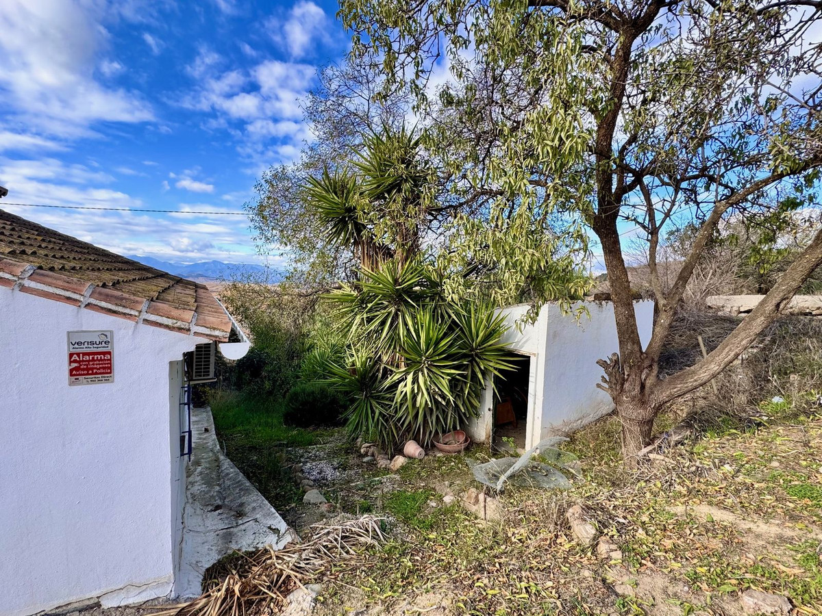 Te koop Finca - Cortijo Costa Del Sol Villanueva De La Concepcion € 285.000,-