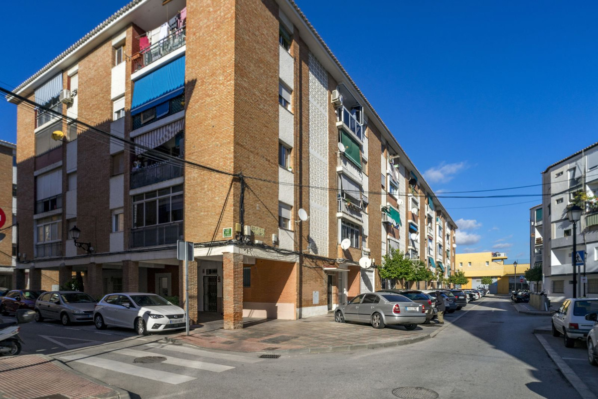 Te koop Middle Floor Apartment Costa Del Sol Fuengirola € 244.000,-