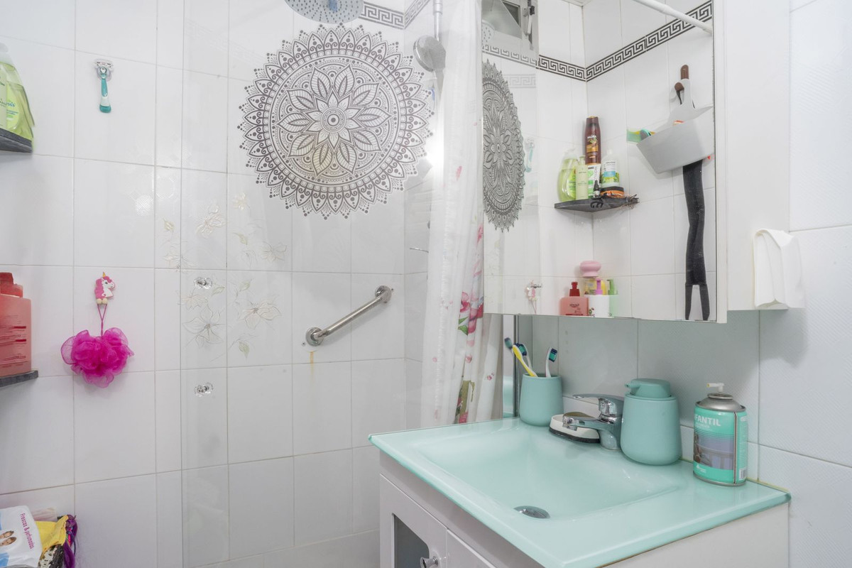 Te koop Middle Floor Apartment Costa Del Sol Fuengirola € 244.000,-