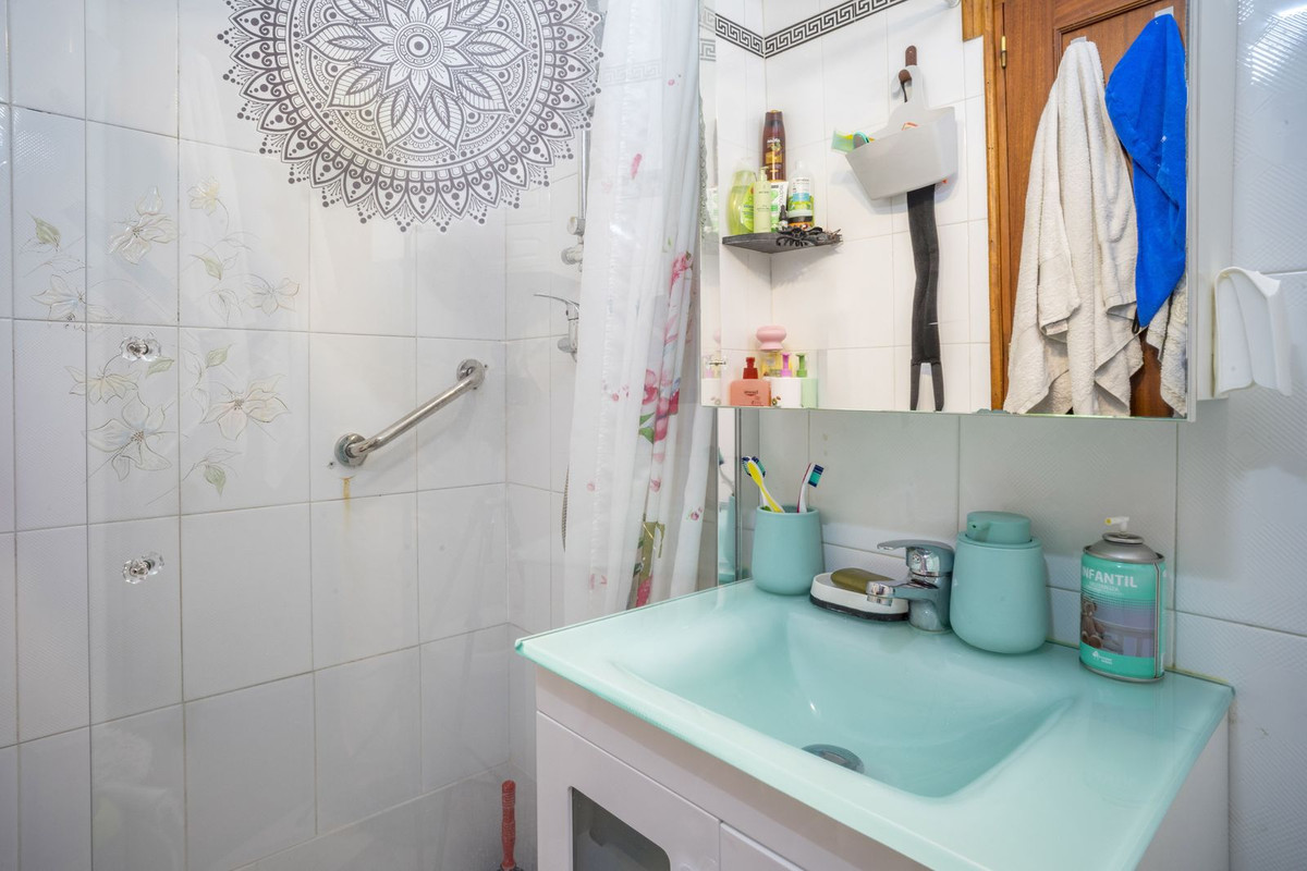 Te koop Middle Floor Apartment Costa Del Sol Fuengirola € 244.000,-