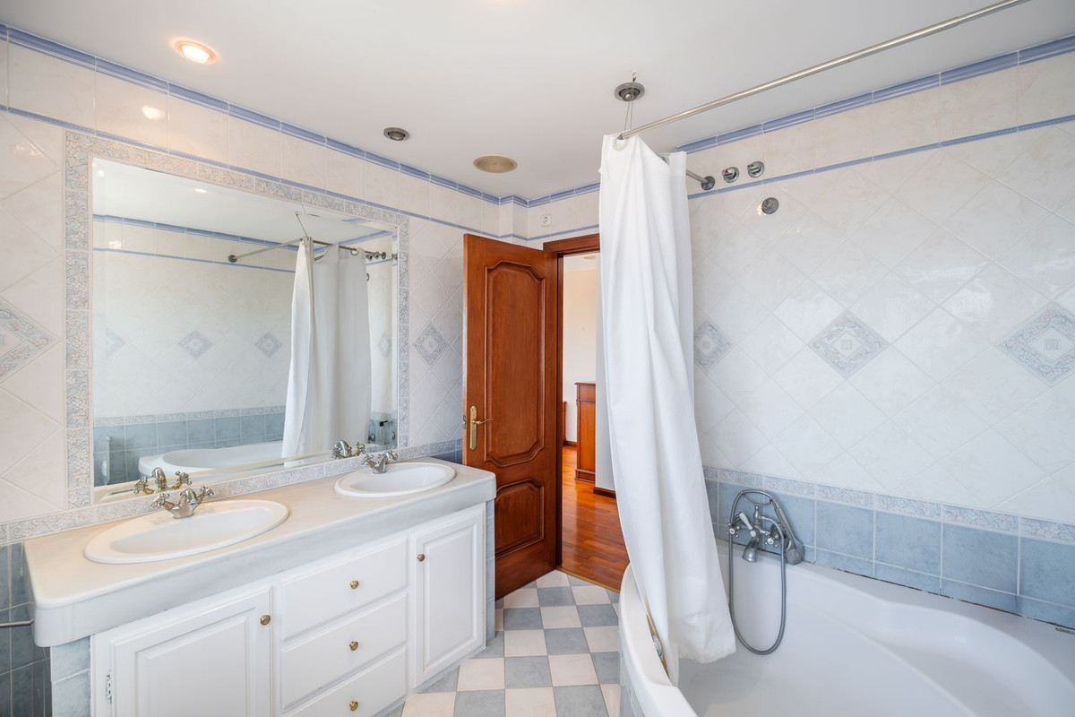 Te koop Vrijstaande Villa Costa Del Sol Torremuelle € 1.395.000,-