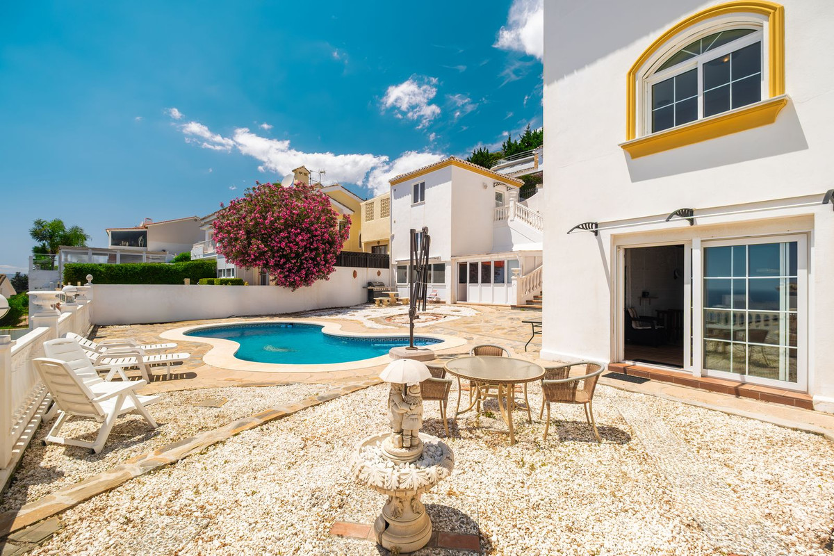Te koop Vrijstaande Villa Costa Del Sol Torremuelle € 1.395.000,-