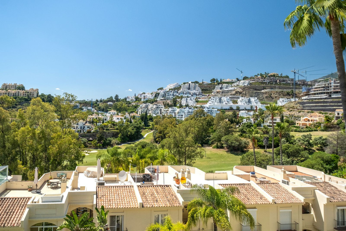 Te koop Herenhuis Costa Del Sol La Quinta € 1.050.000,-