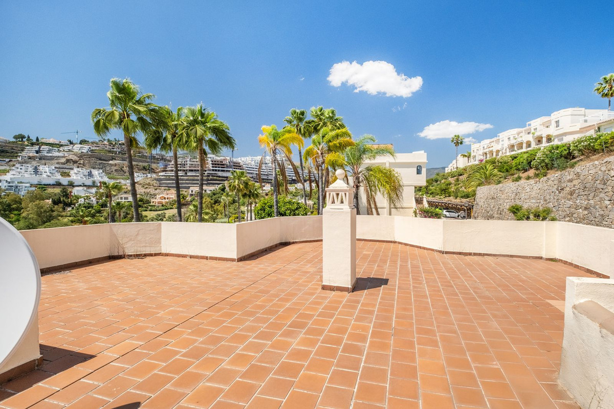 Te koop Herenhuis Costa Del Sol La Quinta € 1.050.000,-