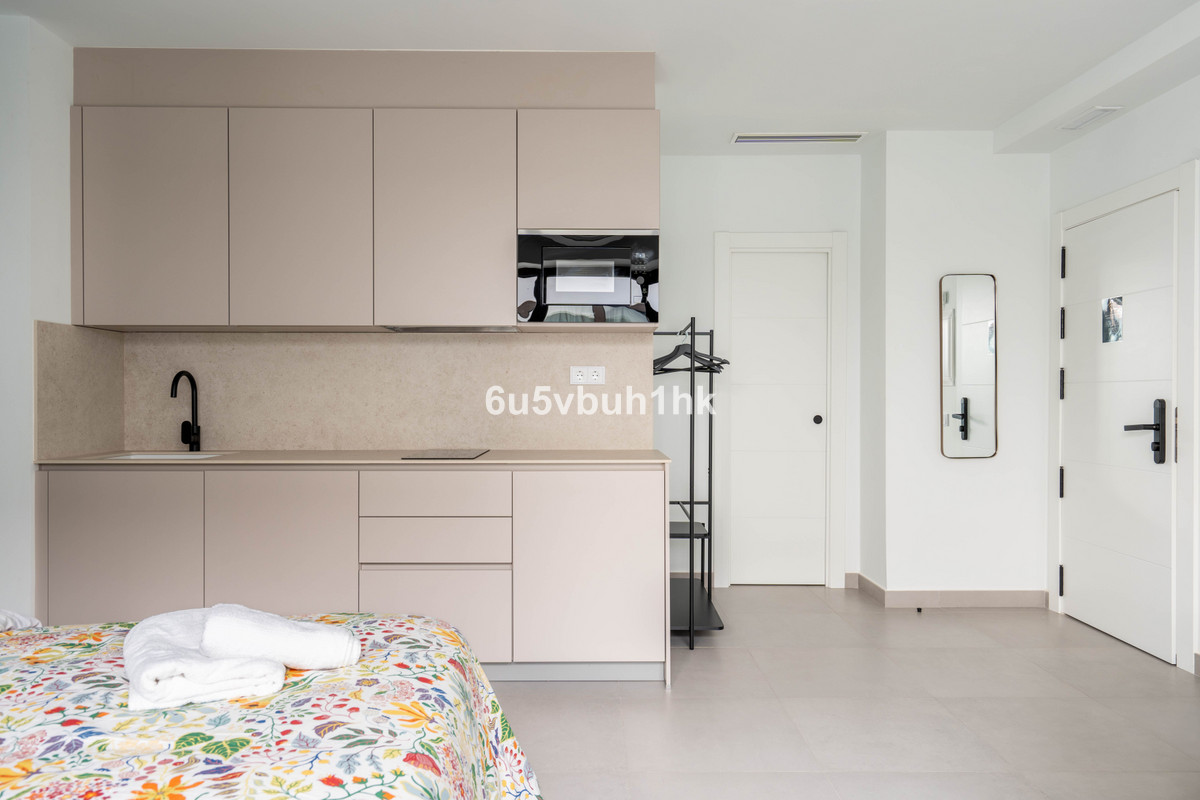 Te koop Herenhuis Costa Del Sol Málaga € 4.800.000,-