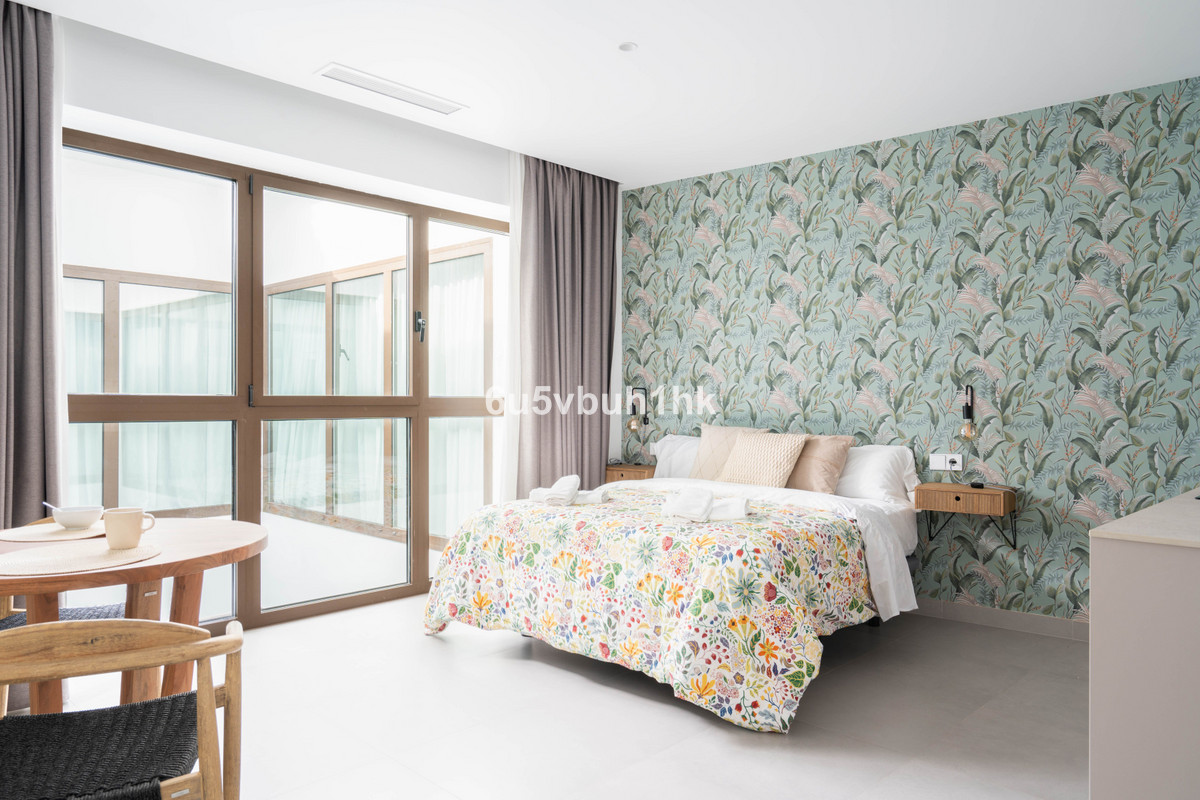 Te koop Herenhuis Costa Del Sol Málaga € 4.800.000,-