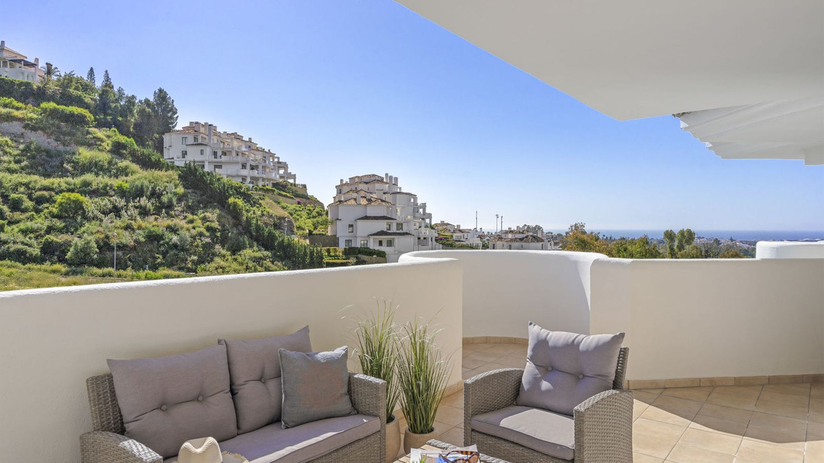 Te koop Middle Floor Apartment Costa Del Sol Nueva Andalucía € 575.000,-