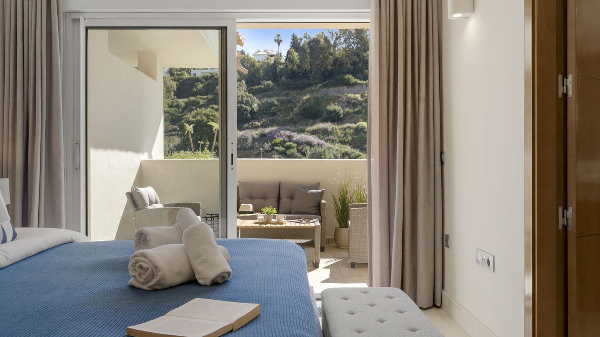 Te koop Middle Floor Apartment Costa Del Sol Nueva Andalucía € 575.000,-