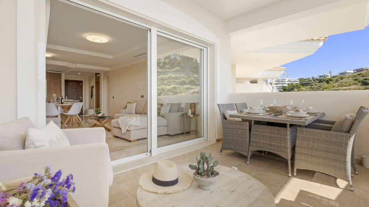 Te koop Middle Floor Apartment Costa Del Sol Nueva Andalucía € 575.000,-