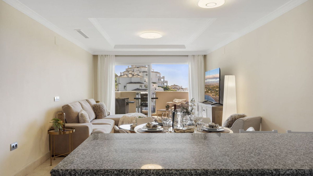 Te koop Middle Floor Apartment Costa Del Sol Nueva Andalucía € 575.000,-