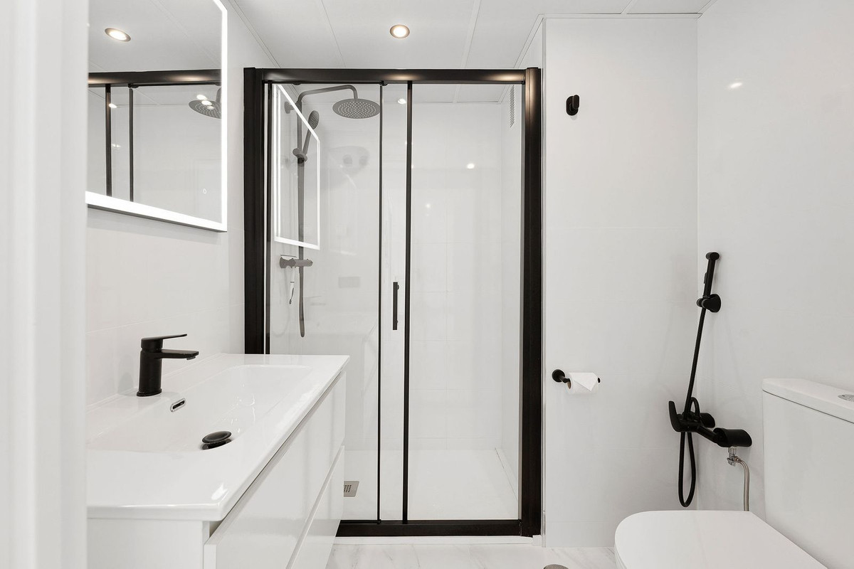 Te koop Middle Floor Apartment Costa Del Sol Calahonda € 429.000,-