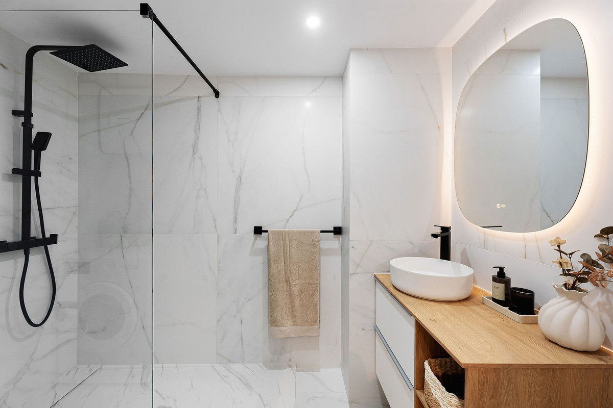 Te koop Middle Floor Apartment Costa Del Sol Marbella € 499.000,-