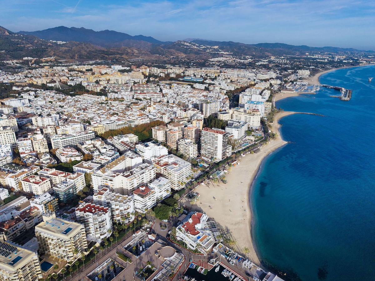 Te koop Middle Floor Apartment Costa Del Sol Marbella € 499.000,-