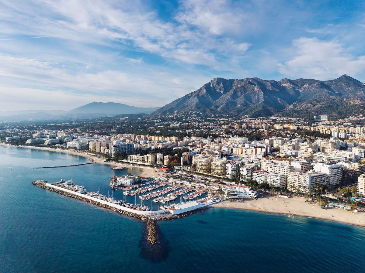 Te koop Middle Floor Apartment Costa Del Sol Marbella € 499.000,-