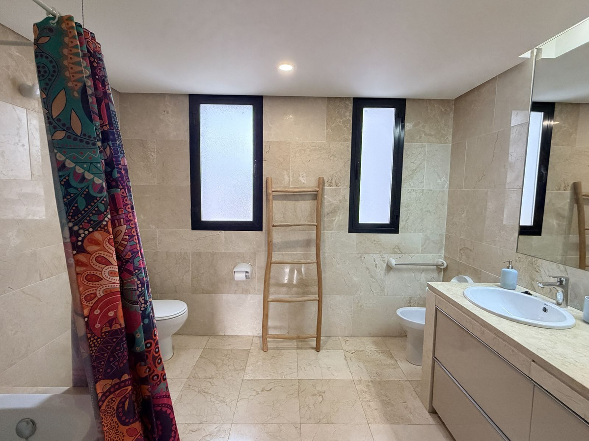 Te koop Penthouse Duplex Costa Del Sol Sotogrande Costa € 249.000,-