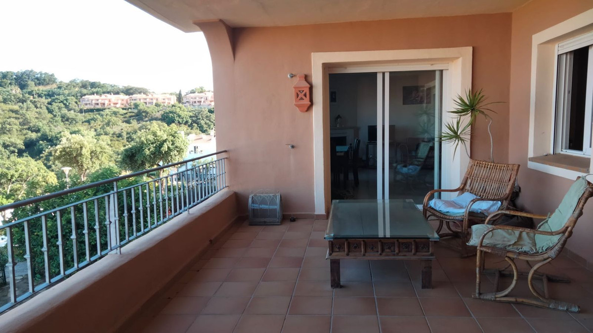 Te koop Middle Floor Apartment Costa Del Sol La Mairena € 379.000,-