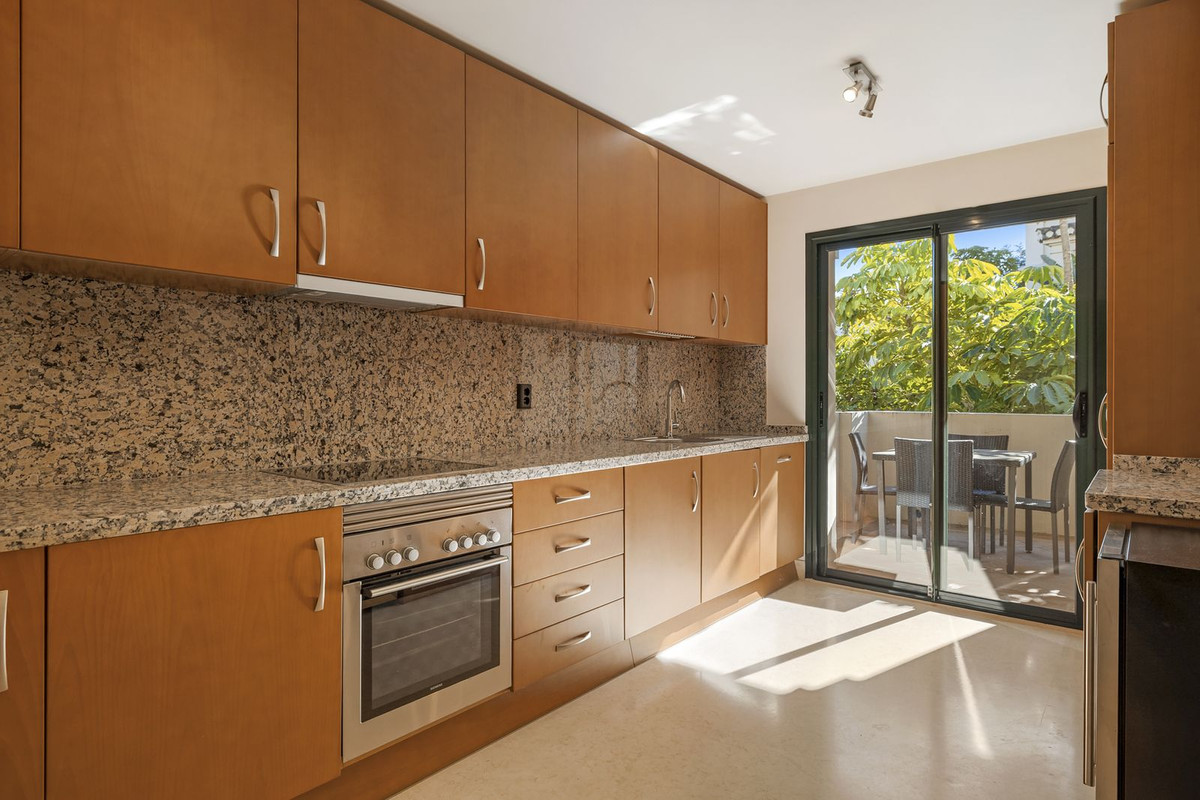 Te koop Gelijkvloers appartement Costa Del Sol Benahavís € 549.500,-