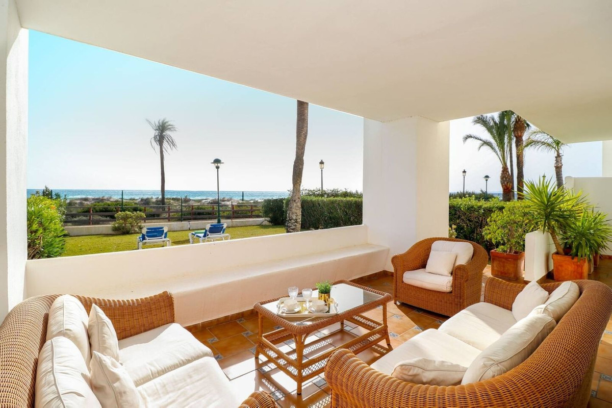 Te koop Gelijkvloers appartement Costa Del Sol Los Monteros € 1.395.000,-