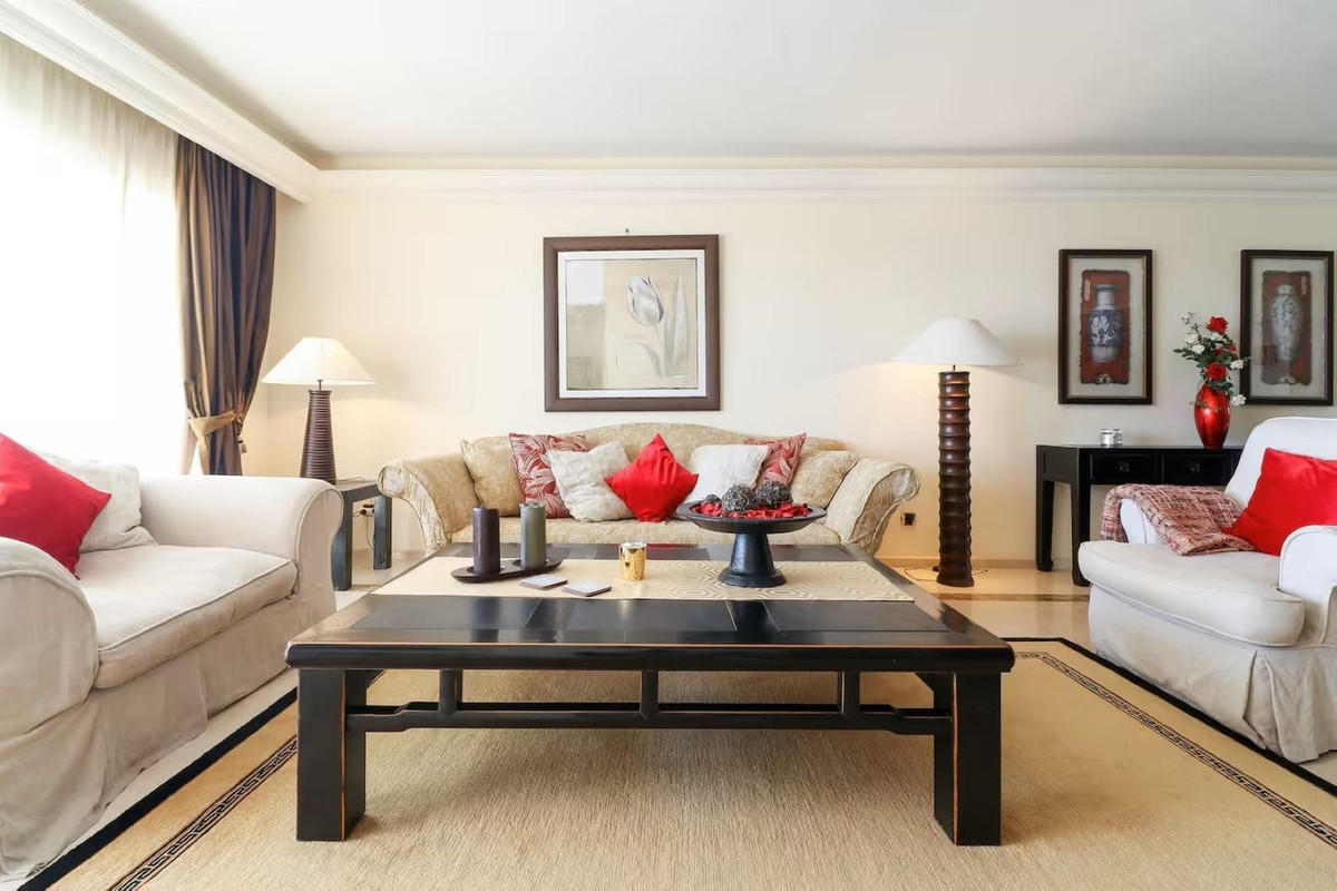 Te koop Gelijkvloers appartement Costa Del Sol Los Monteros € 1.395.000,-