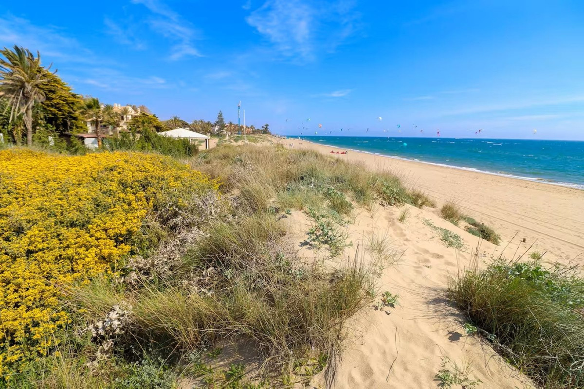 Te koop Gelijkvloers appartement Costa Del Sol Los Monteros € 1.395.000,-