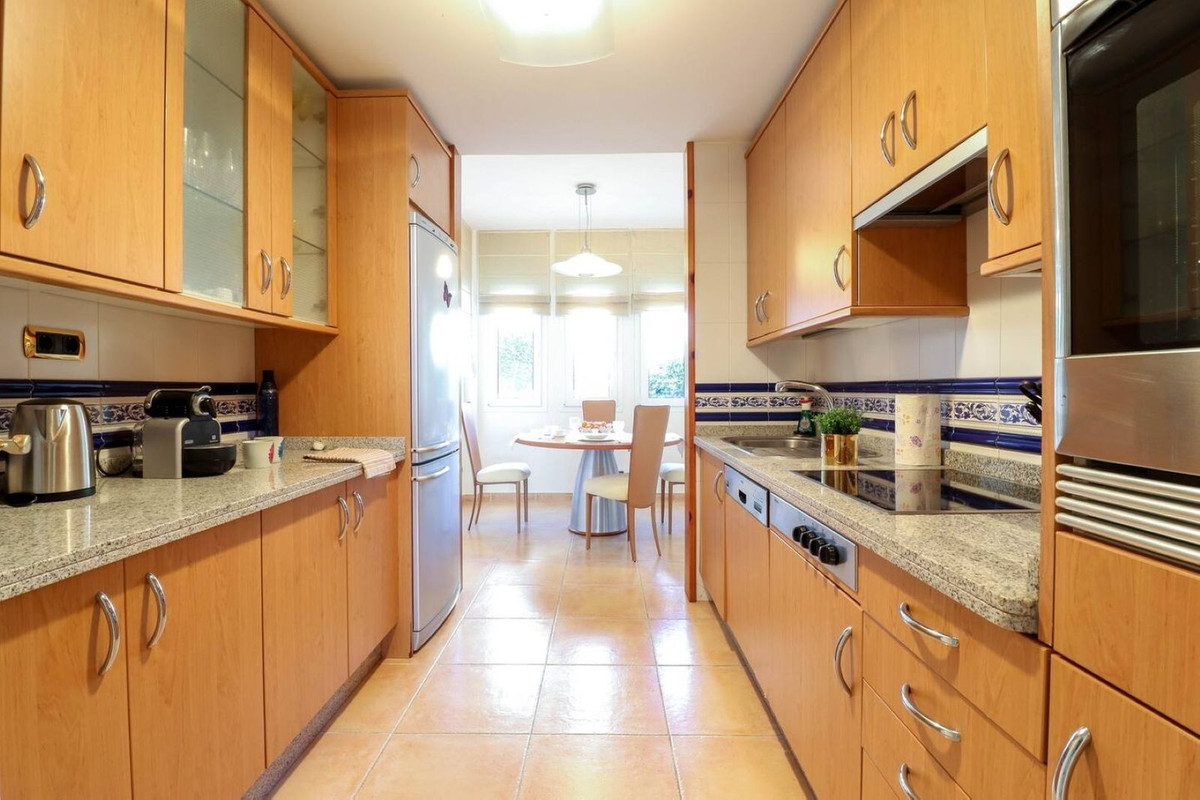 Te koop Gelijkvloers appartement Costa Del Sol Los Monteros € 1.395.000,-