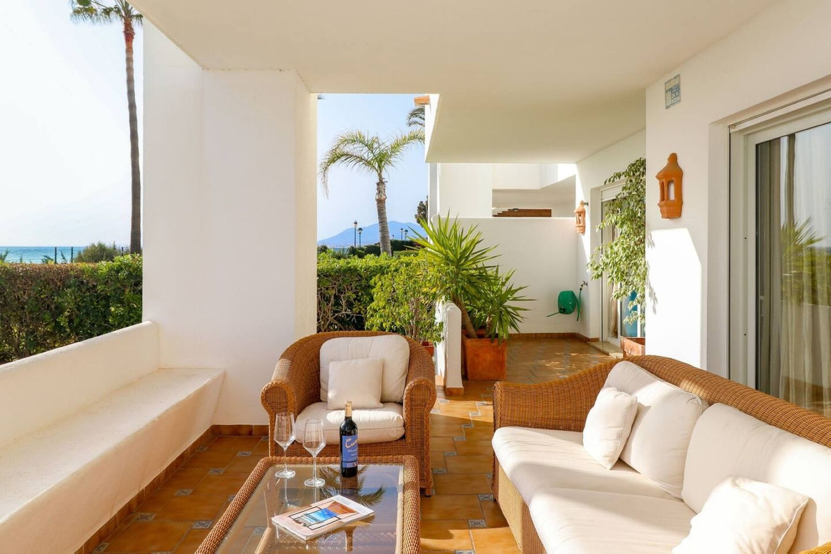 Te koop Gelijkvloers appartement Costa Del Sol Los Monteros € 1.395.000,-