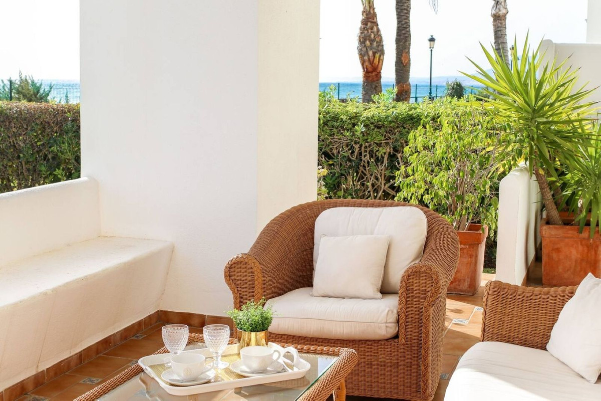 Te koop Gelijkvloers appartement Costa Del Sol Los Monteros € 1.395.000,-