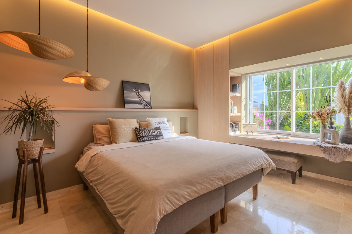 Te koop Half vrijstaand huis Costa Del Sol Nueva Andalucía € 2.395.000,-