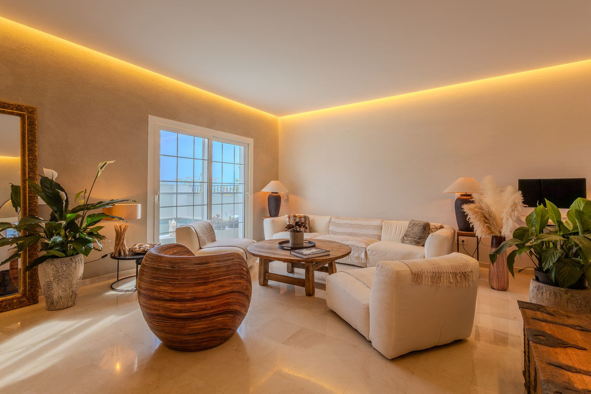 Te koop Half vrijstaand huis Costa Del Sol Nueva Andalucía € 2.395.000,-