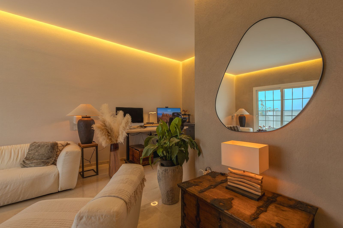 Te koop Half vrijstaand huis Costa Del Sol Nueva Andalucía € 2.395.000,-