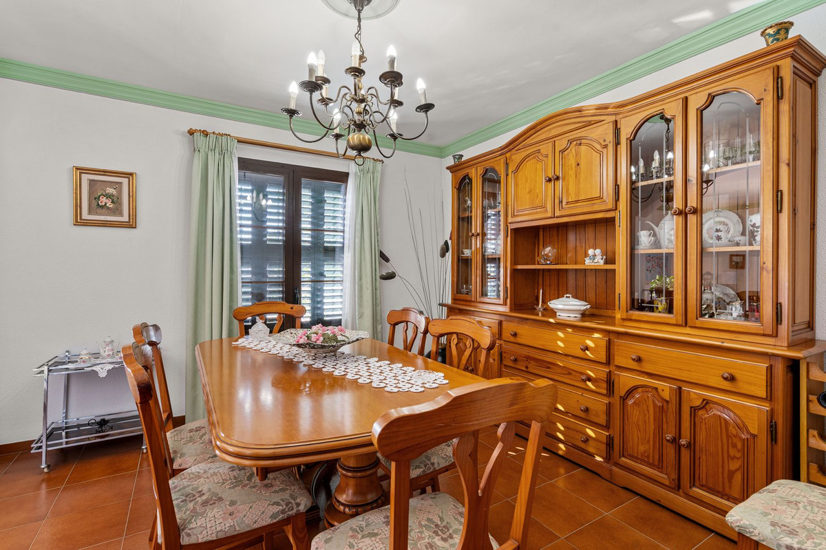 Te koop Vrijstaande Villa Costa Del Sol Arroyo De La Miel € 1.100.000,-