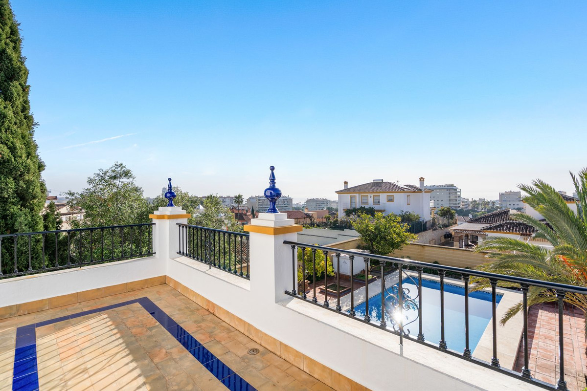 Te koop Vrijstaande Villa Costa Del Sol Arroyo De La Miel € 1.100.000,-