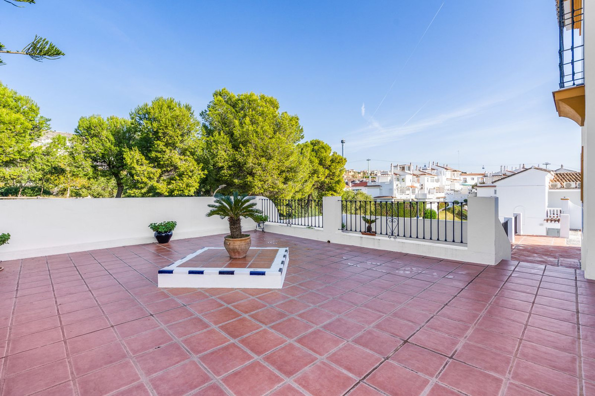 Te koop Vrijstaande Villa Costa Del Sol Arroyo De La Miel € 1.100.000,-