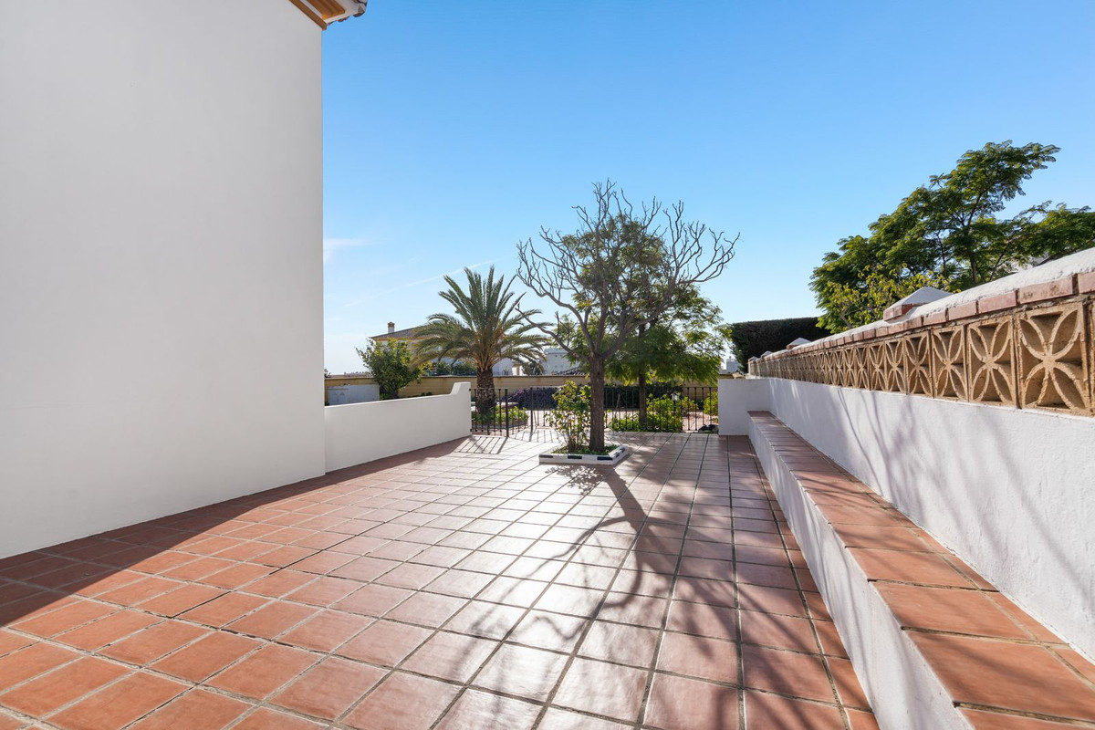 Te koop Vrijstaande Villa Costa Del Sol Arroyo De La Miel € 1.100.000,-