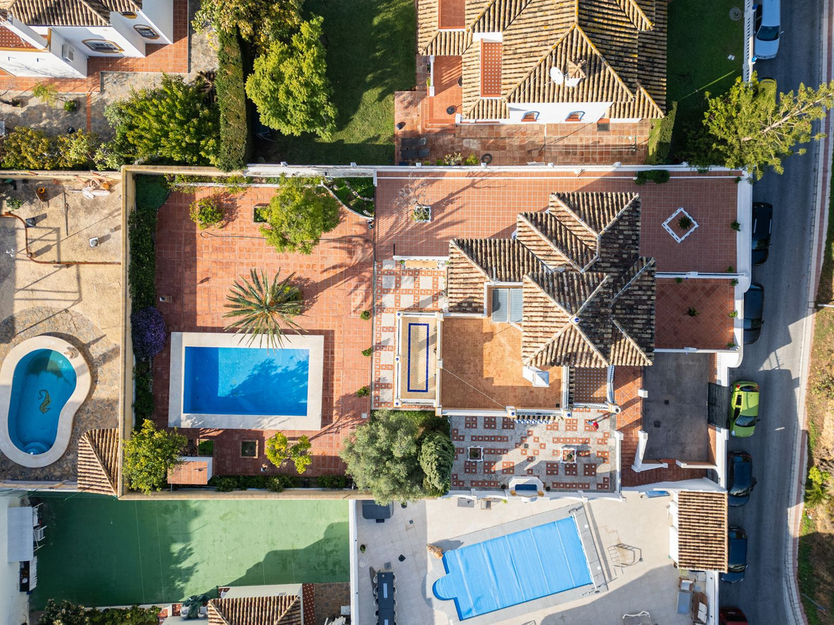 Te koop Vrijstaande Villa Costa Del Sol Arroyo De La Miel € 1.100.000,-