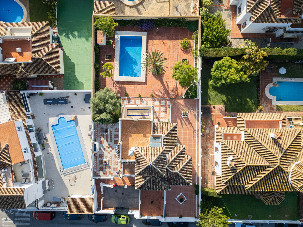 Te koop Vrijstaande Villa Costa Del Sol Arroyo De La Miel € 1.100.000,-