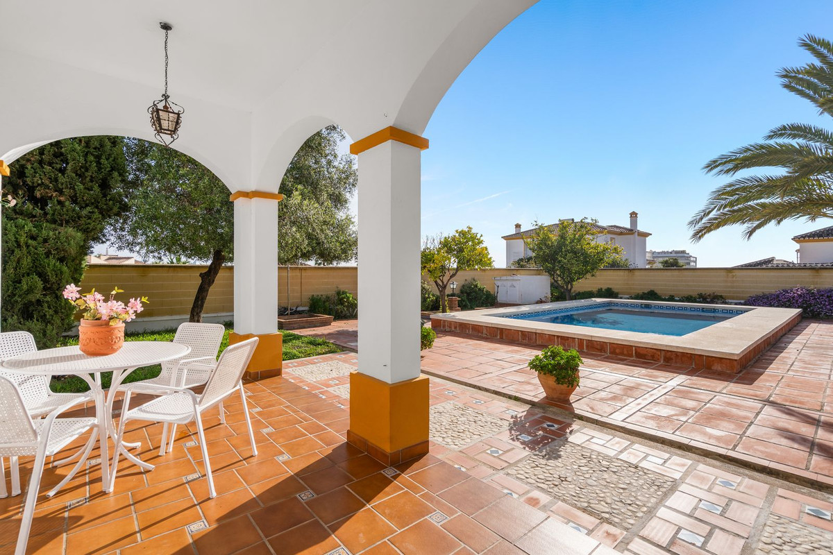 Te koop Vrijstaande Villa Costa Del Sol Arroyo De La Miel € 1.100.000,-