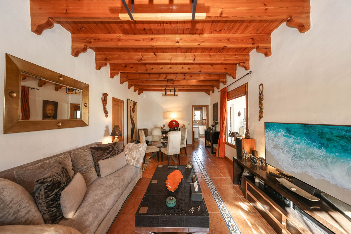 Te koop Vrijstaande Villa Costa Del Sol Coín € 400.000,-