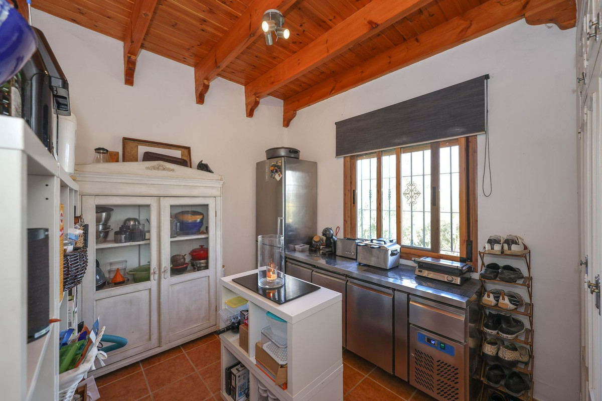 Te koop Vrijstaande Villa Costa Del Sol Coín € 400.000,-