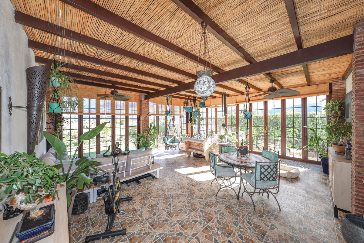 Te koop Vrijstaande Villa Costa Del Sol Coín € 400.000,-