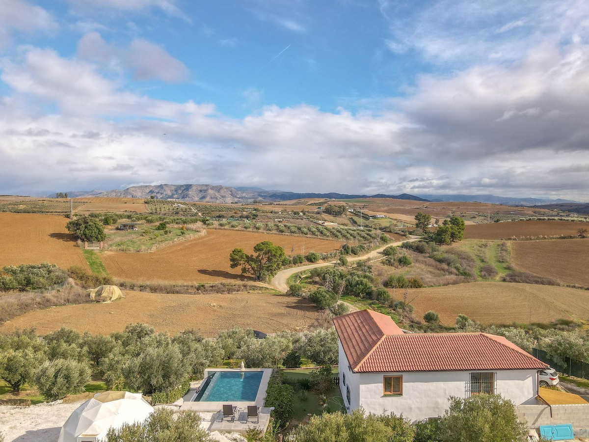 Te koop Vrijstaande Villa Costa Del Sol Coín € 400.000,-