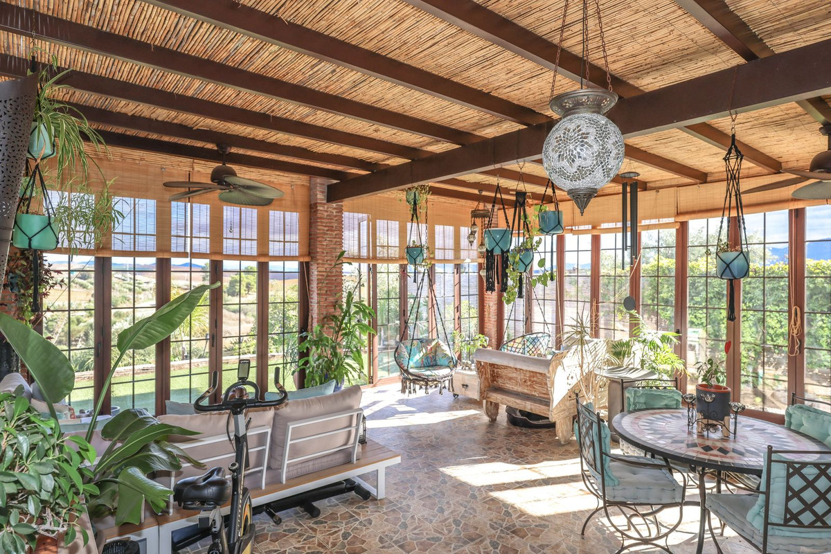 Te koop Vrijstaande Villa Costa Del Sol Coín € 400.000,-