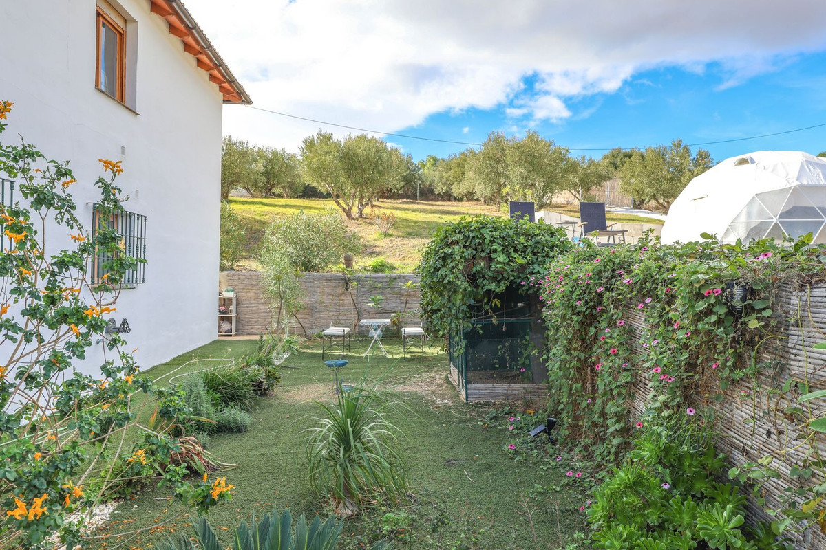 Te koop Vrijstaande Villa Costa Del Sol Coín € 400.000,-