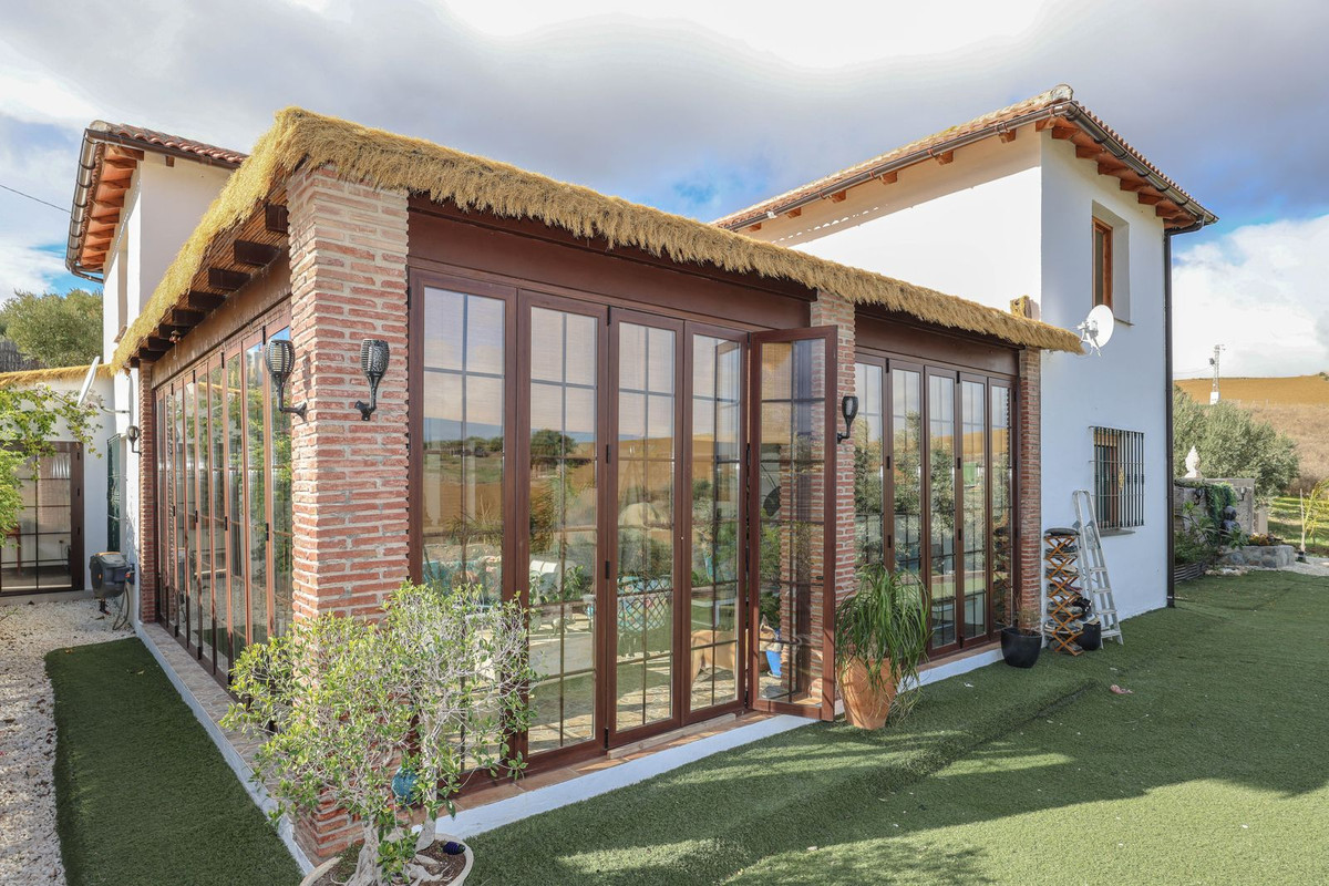 Te koop Vrijstaande Villa Costa Del Sol Coín € 400.000,-