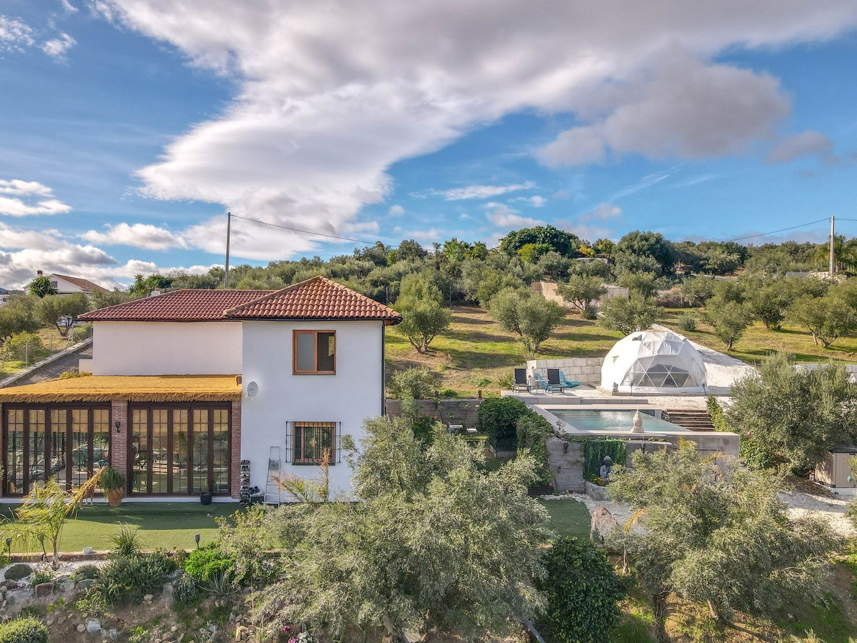 Te koop Vrijstaande Villa Costa Del Sol Coín € 400.000,-