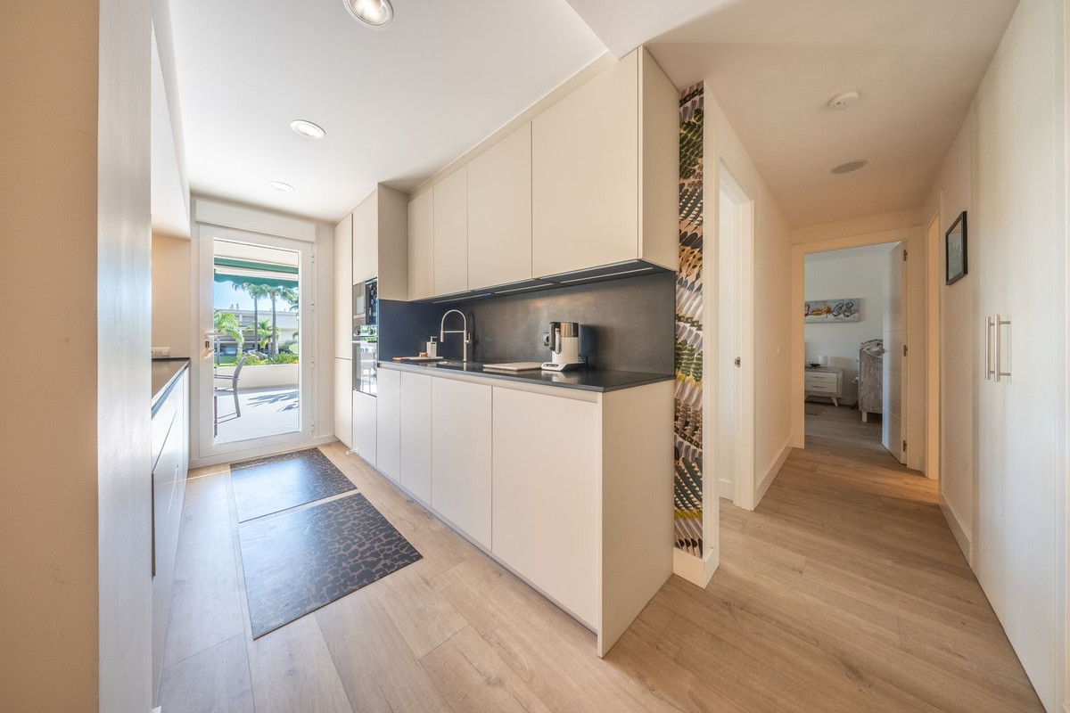 Te koop Gelijkvloers appartement Costa Del Sol Nueva Andalucía € 689.000,-