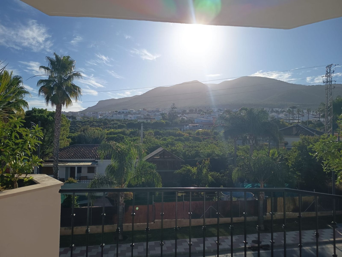 Te koop Middle Floor Apartment Costa Del Sol Alhaurín El Grande € 225.500,-